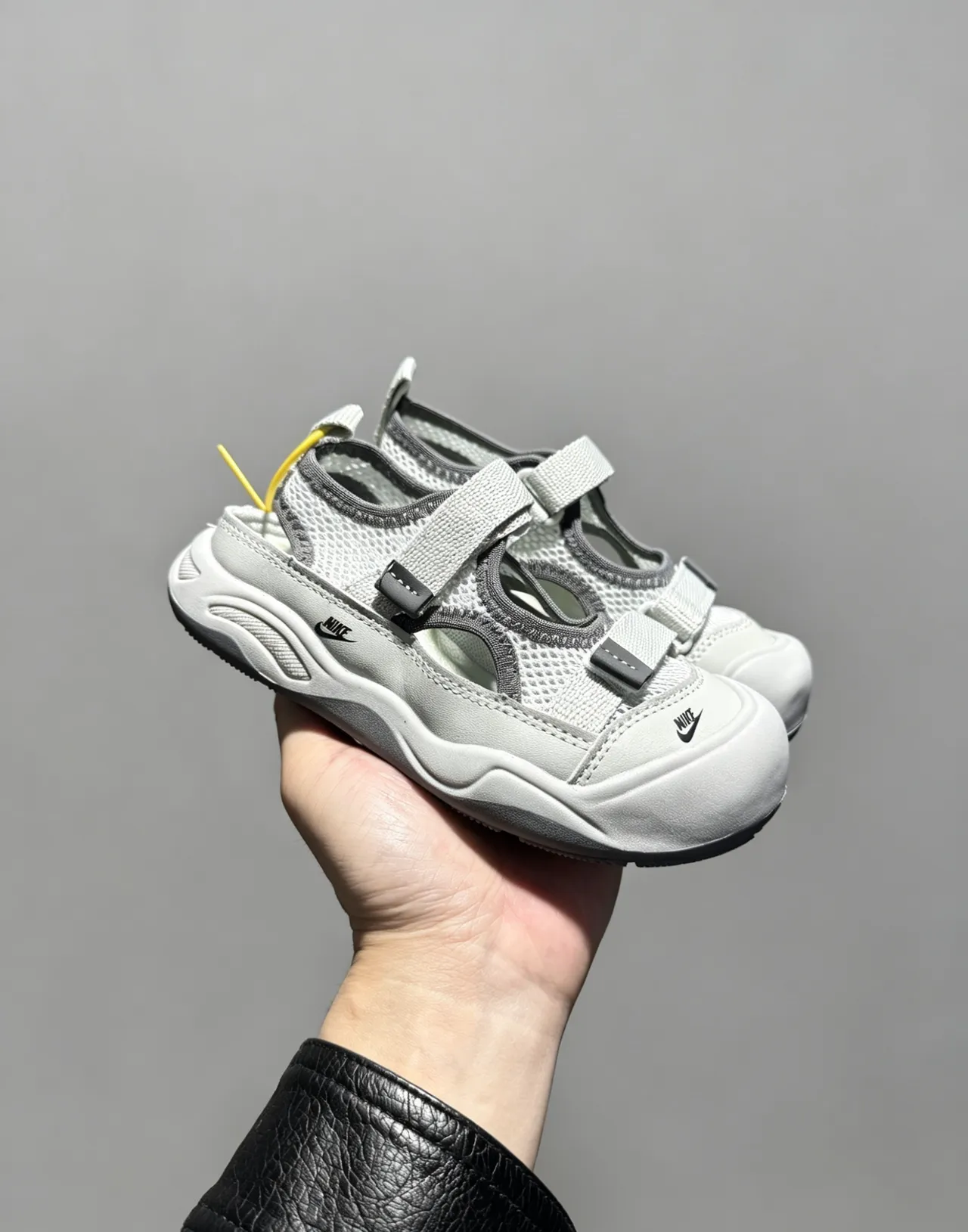 Nike Gray Black Open-Toe Multi-Strap Casual Sandals 21