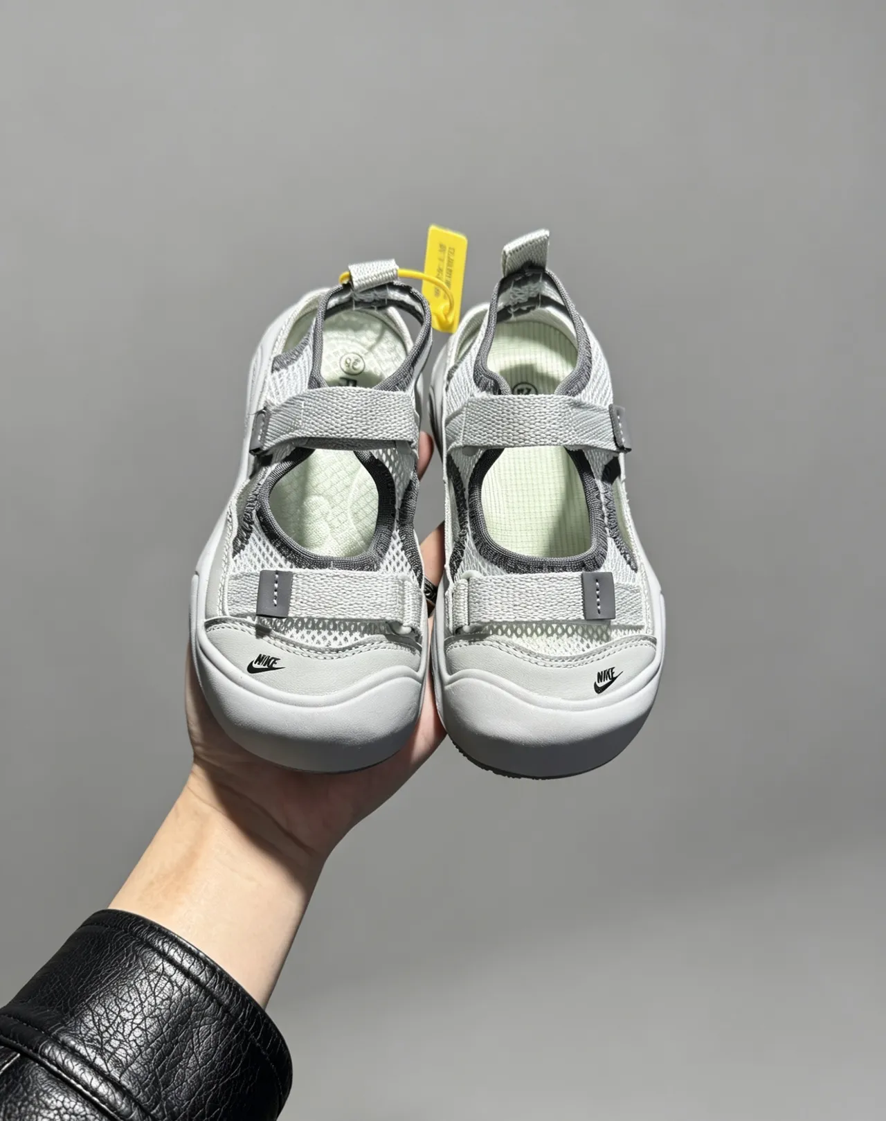 Nike Gray Black Open-Toe Multi-Strap Casual Sandals 24