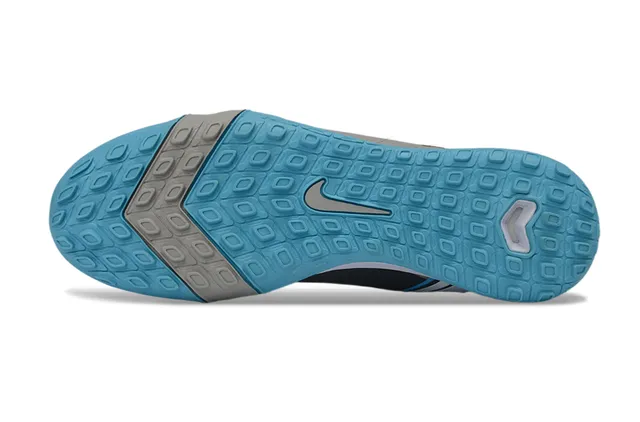 Nike Cinza e Azul Ajuste a Calcetim Upper de Tricô Overlay Iridiscente Swoosh Sapatos de Futebol Turf 6