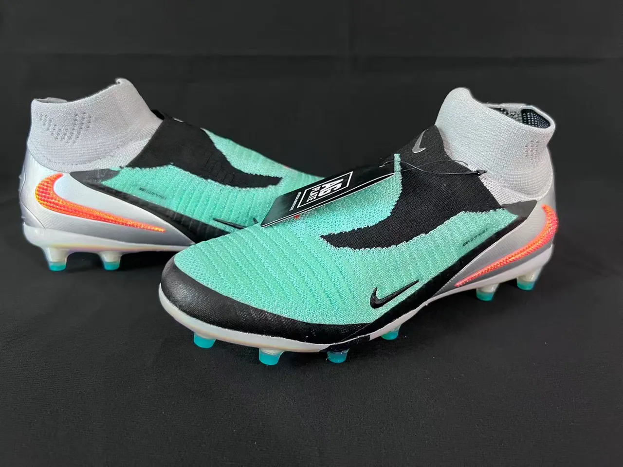 Nike Green Black Sock-Fit Collar Iridescent Translucent Sole Firm-Ground Soccer Shoes 17