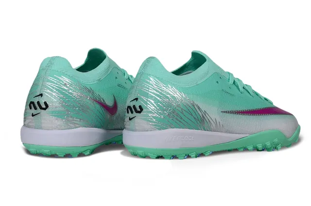 Nike Green Pink Low-Cut Knit Upper Atomknit Construction Turf Soccer Shoes 5