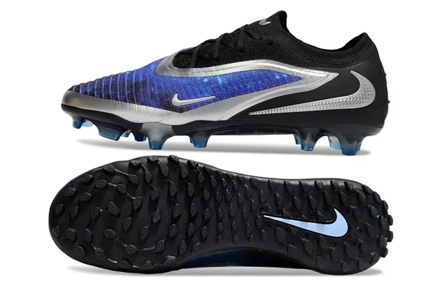 Nike Gripknit Black Blue Knit Upper Construction Turf Soccer Shoes 6