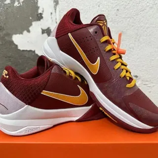 Nike Kobe 4 Protro Maroon Gold बास्केटबॉल जूते