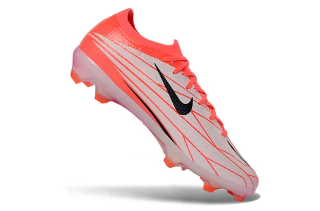 Nike أورانج أسود Flyknit أب أكمام منخفضة Firm-Ground أحذية كرة القدم 2
