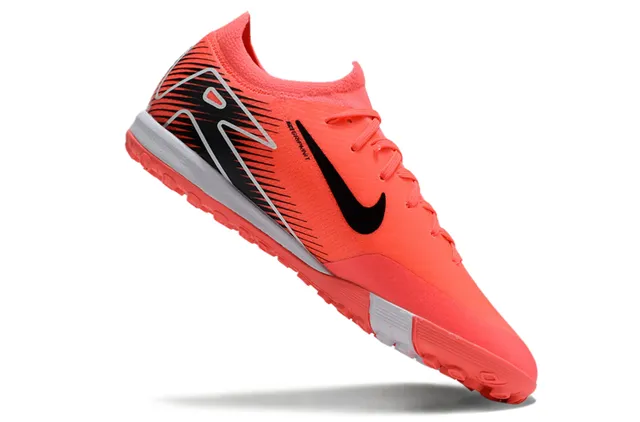 Nike Chaussures de football turf orange et noir à coupe basse avec col à emboîtement chaussette 2