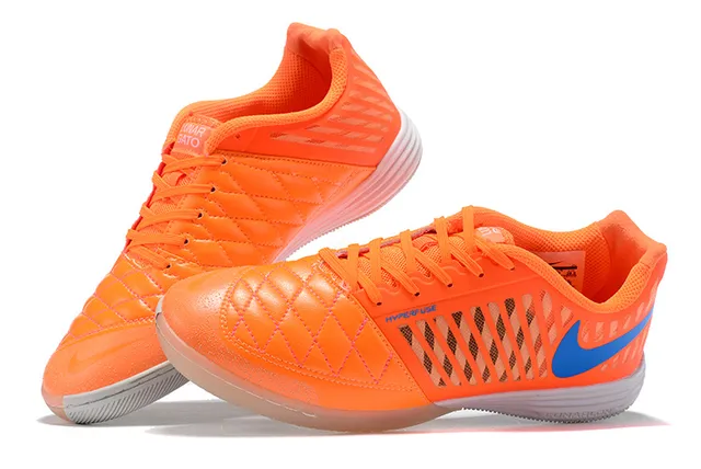 Nike Chaussures de soccer indoor orange et bleu matelassées synthétiques ante-pied perforé maille supérieure 4