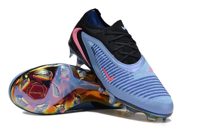 Nike Phantom GT Noir Rose Lacets bas Tricot supérieur Recouvrement synthétique asymétrique Terrain ferme Chaussures de football 3