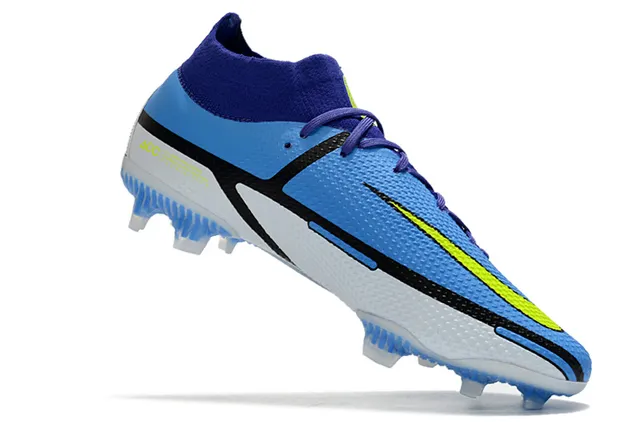 Nike Phantom GT Sapatos de Futebol para gramado firme 3