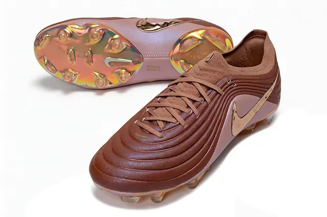 Nike Phantom GT Rose Gold Holographic Firm-Ground أحذية كرة القدم للأرض الصلبة 14