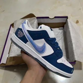Nike SB Dunk Low Navy White Iridescent Swoosh स्केटबोर्ड जूते