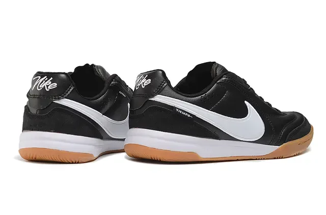 Nike Tiempo 黑色白色 低帮 皮革鞋面 室内足球鞋 5