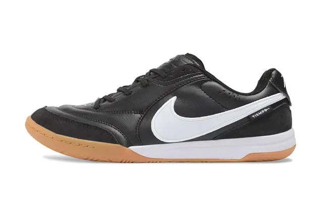 Nike Tiempo 黑色白色 低帮 皮革鞋面 室内足球鞋 7
