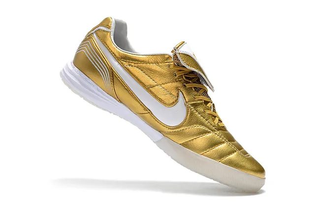 Nike Tiempo Legend White Gold Quilted Leather Upper Metallic Swoosh Indoor Soccer Shoes 3
