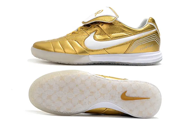 Nike Tiempo Legend White Gold Quilted Leather Upper Metallic Swoosh Indoor Soccer Shoes 10