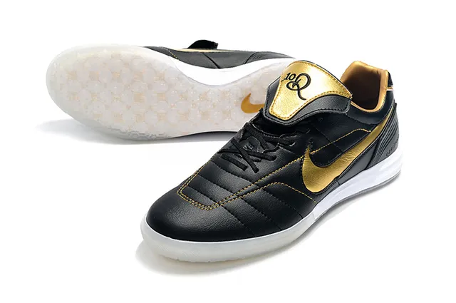 Nike Tiempo Legend White Gold Quilted Leather Upper Metallic Swoosh Indoor Soccer Shoes 16