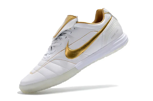 Nike Tiempo Legend White Gold Quilted Leather Upper Metallic Swoosh Indoor Soccer Shoes 24