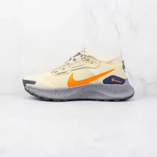Nike Trail GORE-TEX बेज़ नारंगी ग्रे रनिंग जूते