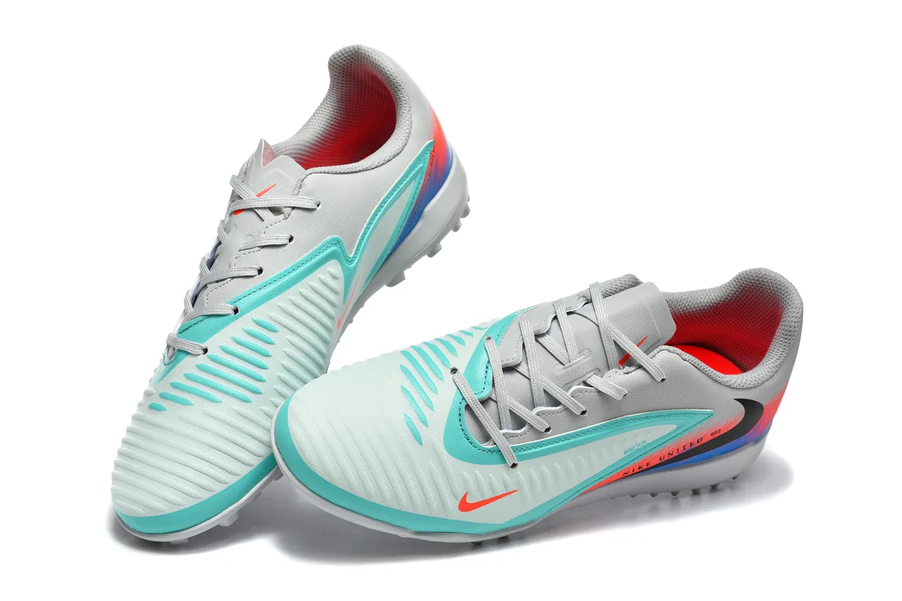 Nike United 002 Turf Soccer Shoes 2