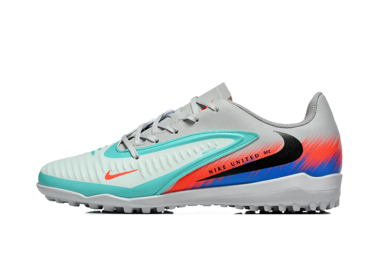Nike United 002 Turf Soccer Shoes 10