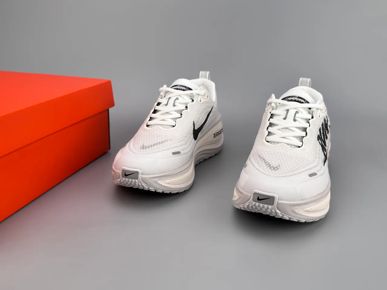 Nike White Black Engineered Mesh Upper Bold Graphic Side Panel Running Shoes 3
