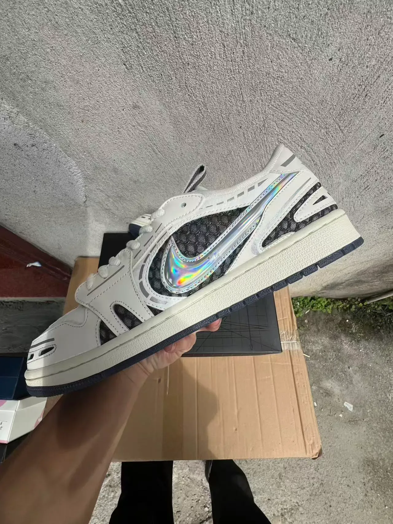 Sneakers Nike Blanc Noir Couches Synthétiques Iridescentes Swoosh 5