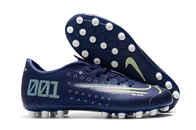 Nike সাদা কালো লো-কাট সিন্থেটিক আপার চেভরন-প্যাটার্নড মিডফুট কেজ আর্সিফিসিয়াল গ্রাস সকার শু 8