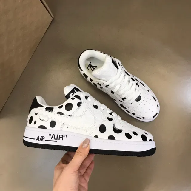 Nike White Black Low-Top Polka-Dot Print Lifestyle Sneakers 7