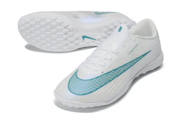 Nike White Blue Flyweave Knit Upper Teal Gradient Swoosh Turf Soccer Shoes 4