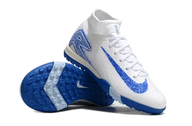 Nike أحذية كرة القدم البيضاء والزرقاء مع upper كينيت وكولار سوك فيت للعشب الاصطناعي 2