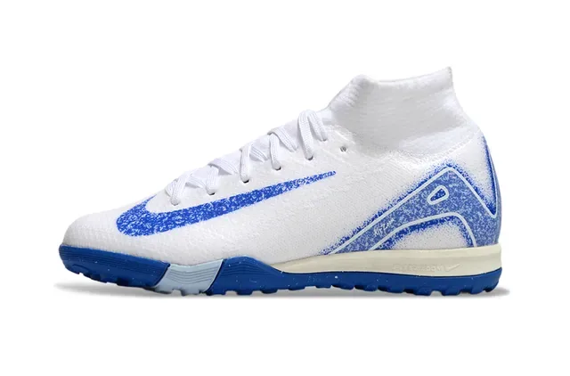 Nike أحذية كرة القدم البيضاء والزرقاء مع upper كينيت وكولار سوك فيت للعشب الاصطناعي 6