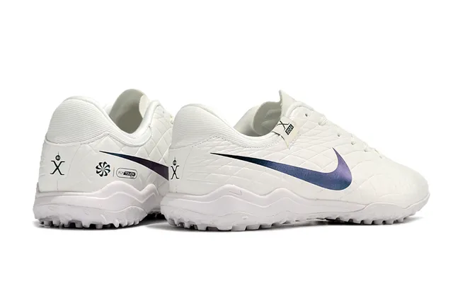 Nike White Blue Quilted Diamond-Panel Upper Iridescent Swoosh Artificial-Grass Soccer Shoes 4