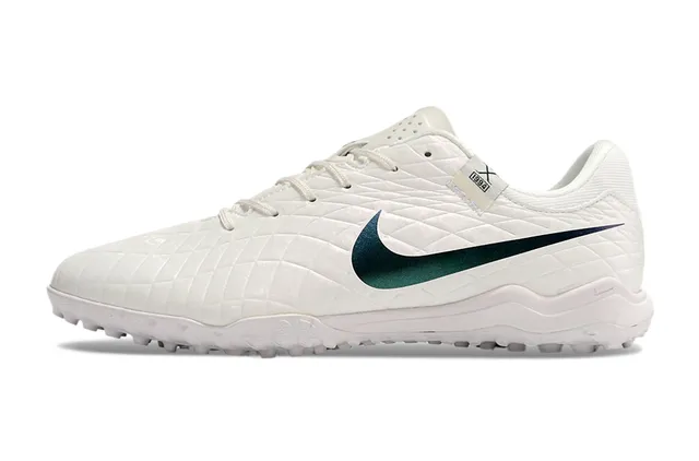 Nike White Blue Quilted Diamond-Panel Upper Iridescent Swoosh Artificial-Grass Soccer Shoes 6
