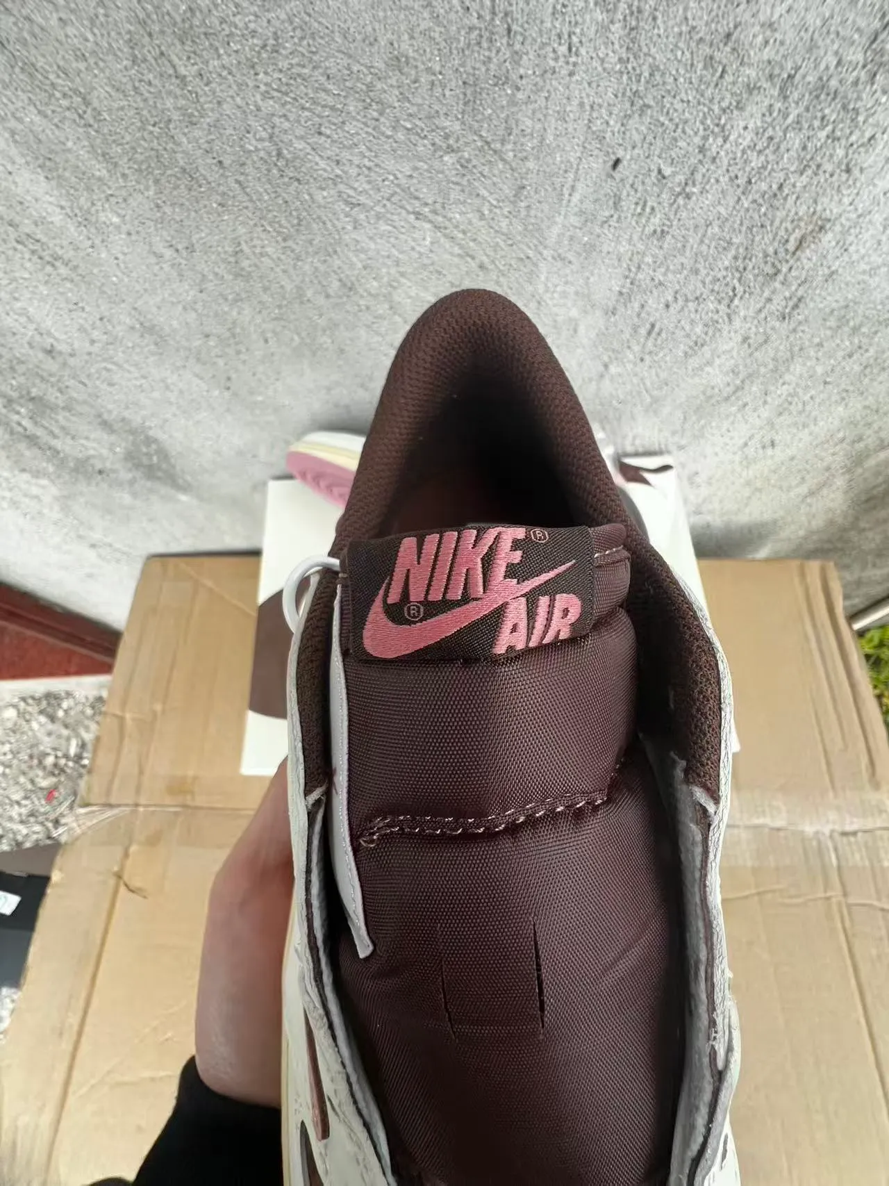Nike White Brown Low-Top Silhouette Suede And Leather Paneling Lifestyle Sneakers 4