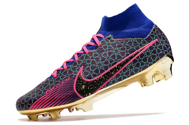 Nike Zapatillas de fútbol con empeine alto con ajuste de calcetín, suela metálica de placa y superficie de firme 7