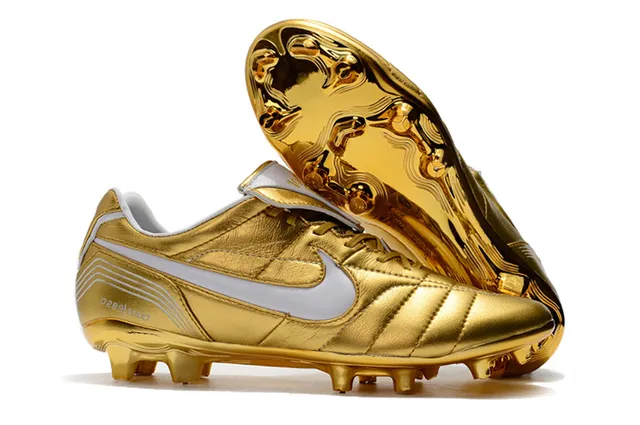Nike White Gold Quilted Leather Upper Metallic Swoosh Firm-Ground Soccer Shoes 9