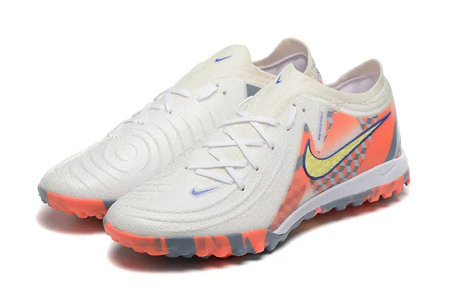 Nike White Orange Low-Cut Synthetic Upper Geometric Overlay Pattern Turf Soccer Shoes 8