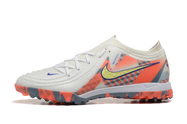 Nike White Orange Low-Cut Synthetic Upper Geometric Overlay Pattern Turf Soccer Shoes 10