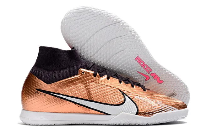 Nike zapatillas de fútbol indoor con cuello alto Flyknit en blanco y morado 8