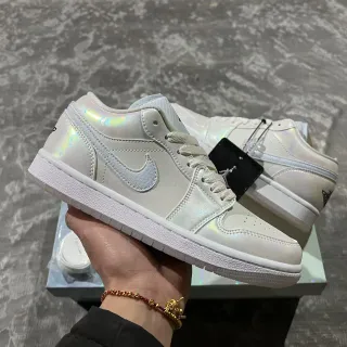 نايك حذاء رياضي نمط حياة جلدي أبيض فضي low top هولوغرافي قزحي