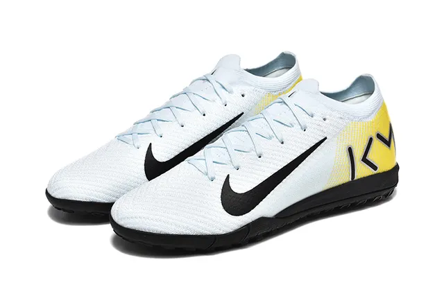 Nike White Yellow Knit Upper Low-Cut Collar Indoor Soccer Shoes 8