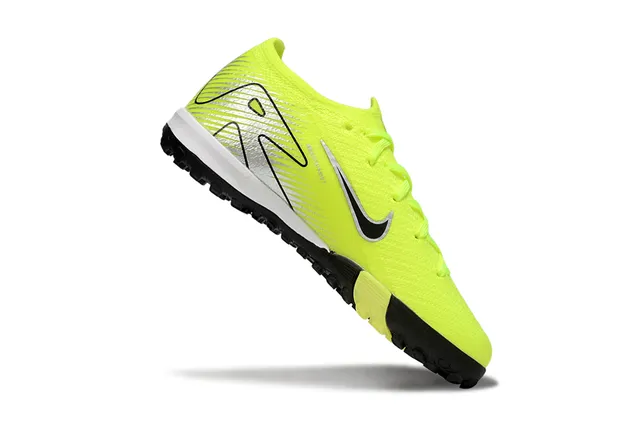 Nike أصفر أسود Low-Cut Flyknit Upper Turf أحذية كرة القدم 3