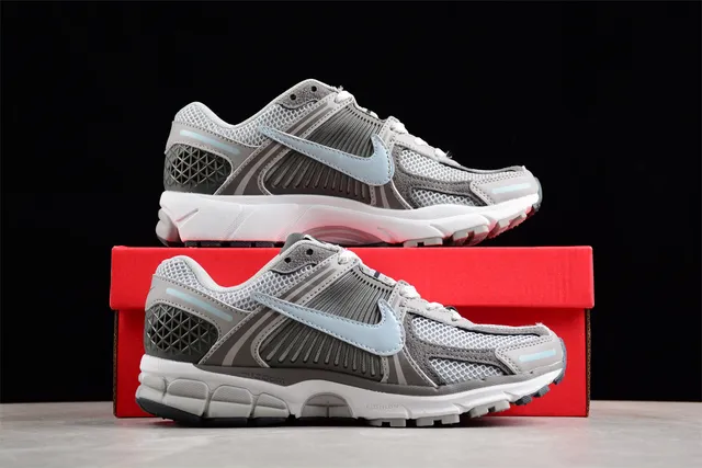 Nike Zoom 2K Gray Blue Mesh And Synthetic Cage Upper Light Swoosh Accent Running Shoes 15