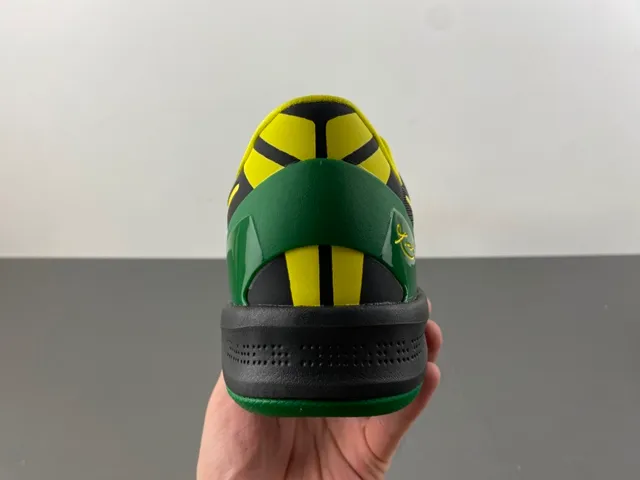 Nike Zoom Kobe VIII noir jaune vert chaussures de basket 4