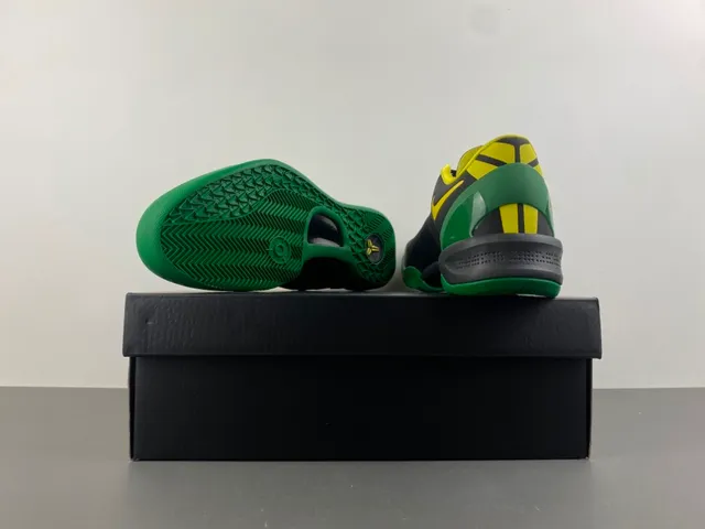 Nike Zoom Kobe VIII noir jaune vert chaussures de basket 17