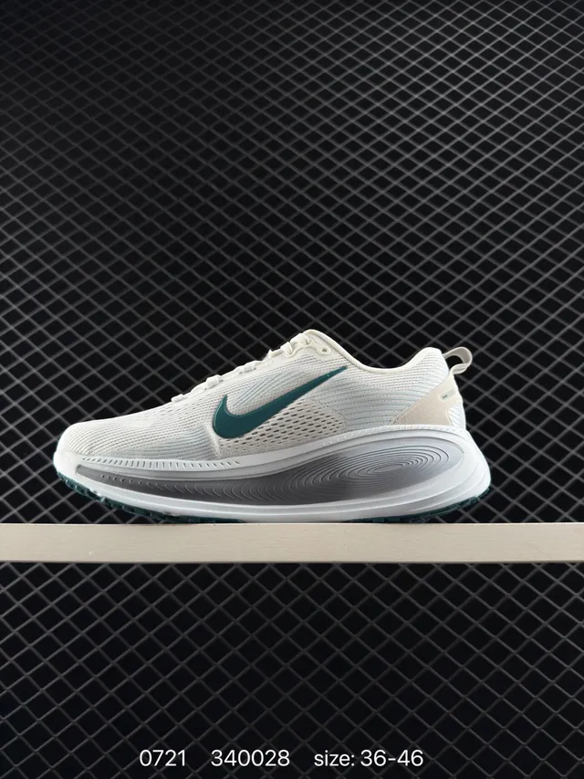 Nike ZoomX Beige and Teal Engineered Mesh Running Shoes 7