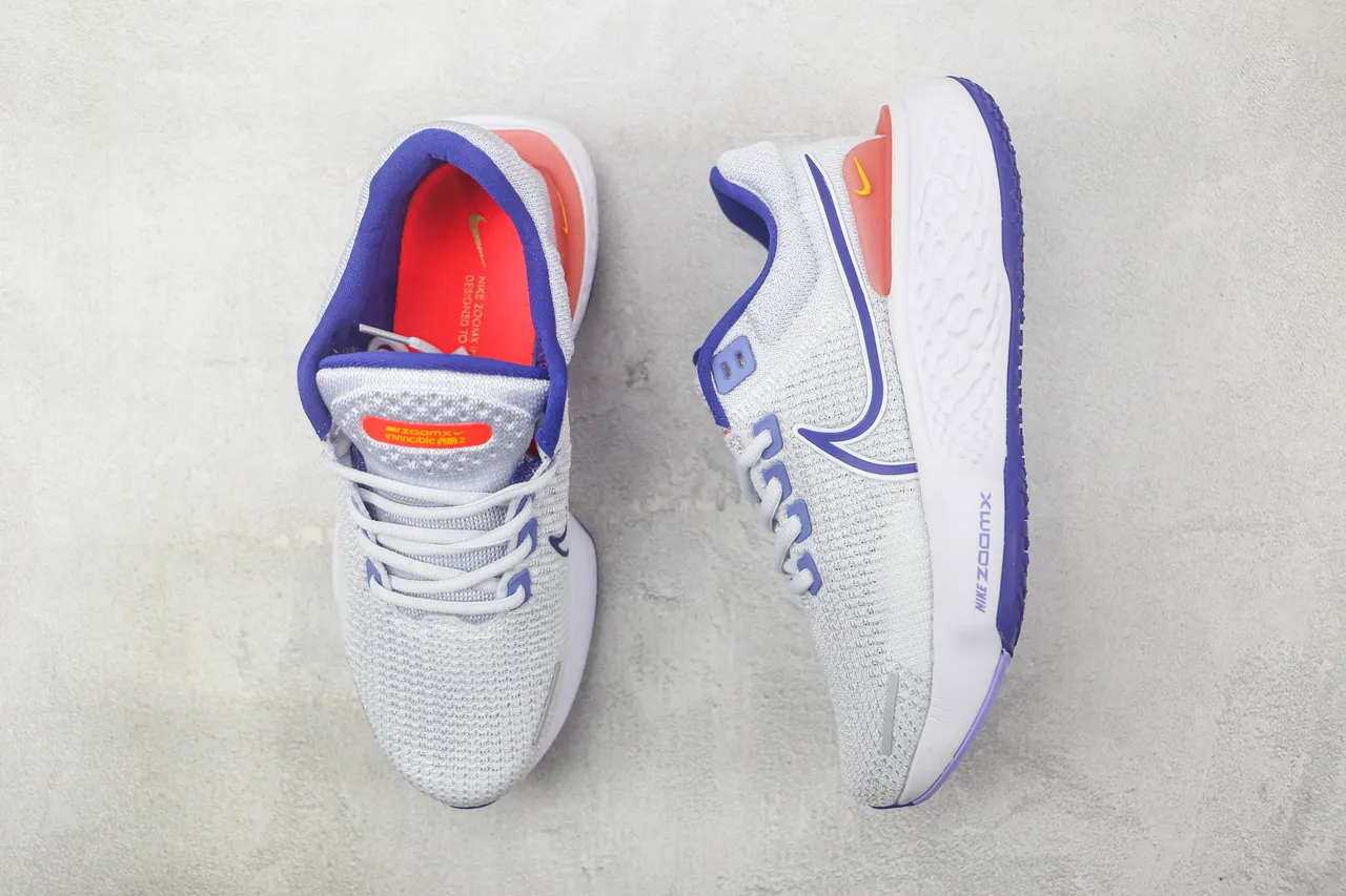 Nike ZoomX Invincible Run 灰蓝色针织鞋面 雕塑波浪中底 跑鞋 3