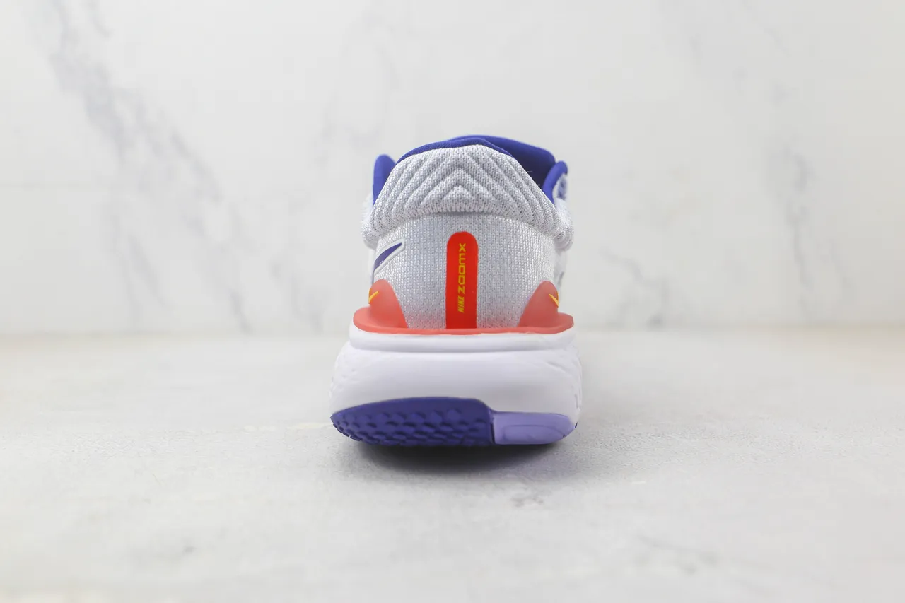 Nike ZoomX Invincible Run 灰蓝色针织鞋面 雕塑波浪中底 跑鞋 9