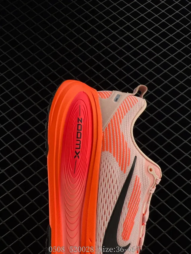 Nike ZoomX Laranja Bege Upper de Malha Engineered Sola de Espuma de Comprimento Total Tênis de Corrida 4