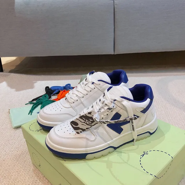 Off-White Arrow Sneaker White and Royal Blue Lifestyle Sneakers 3