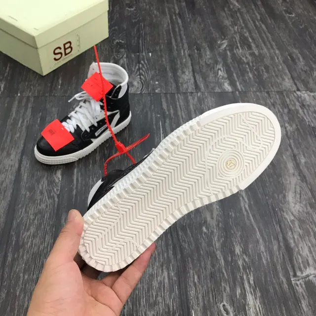 Off-White 黑色高帮工业扎带生活休闲鞋 2